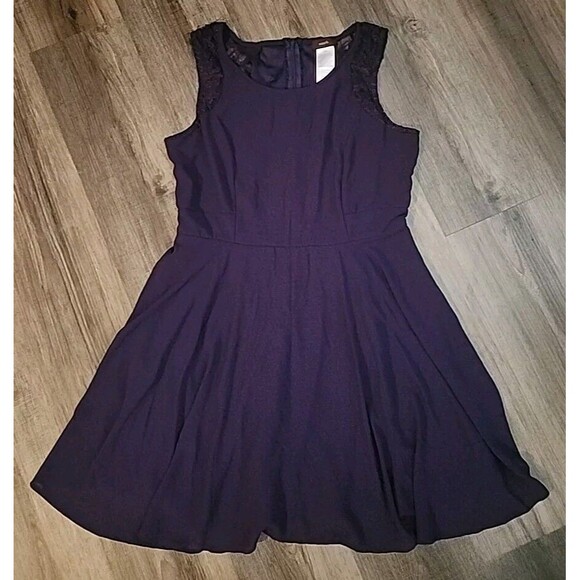 Mark Purple Dress XL Lace Above Knee Length  Fit Flare Lined - Picture 9 of 11